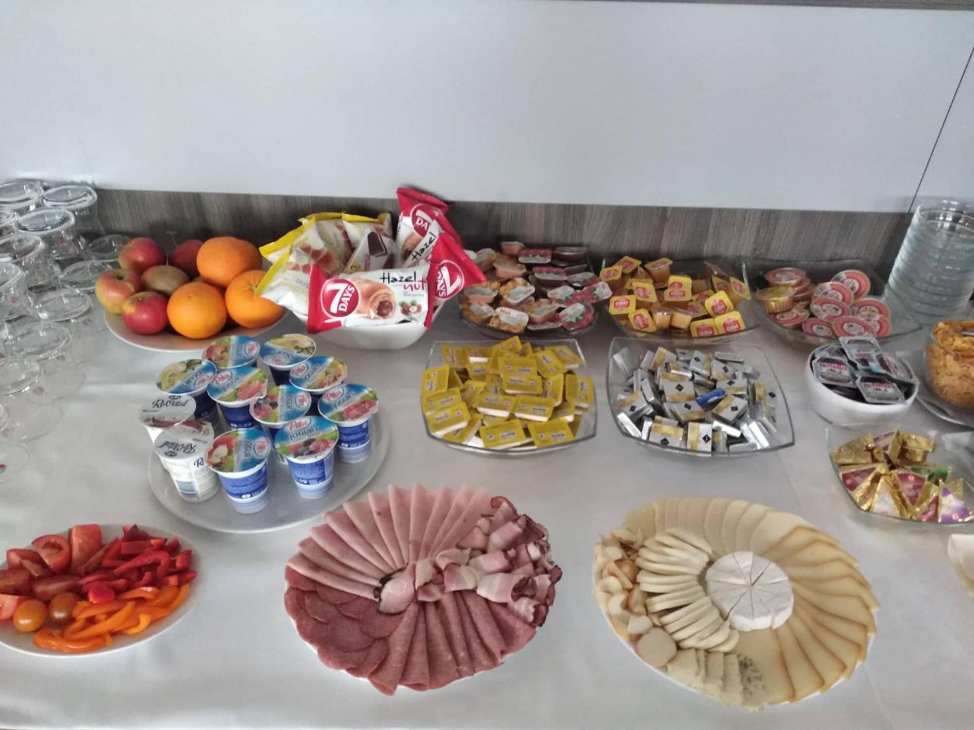 Hotel Monde Uherský Brod Zewnętrze zdjęcie