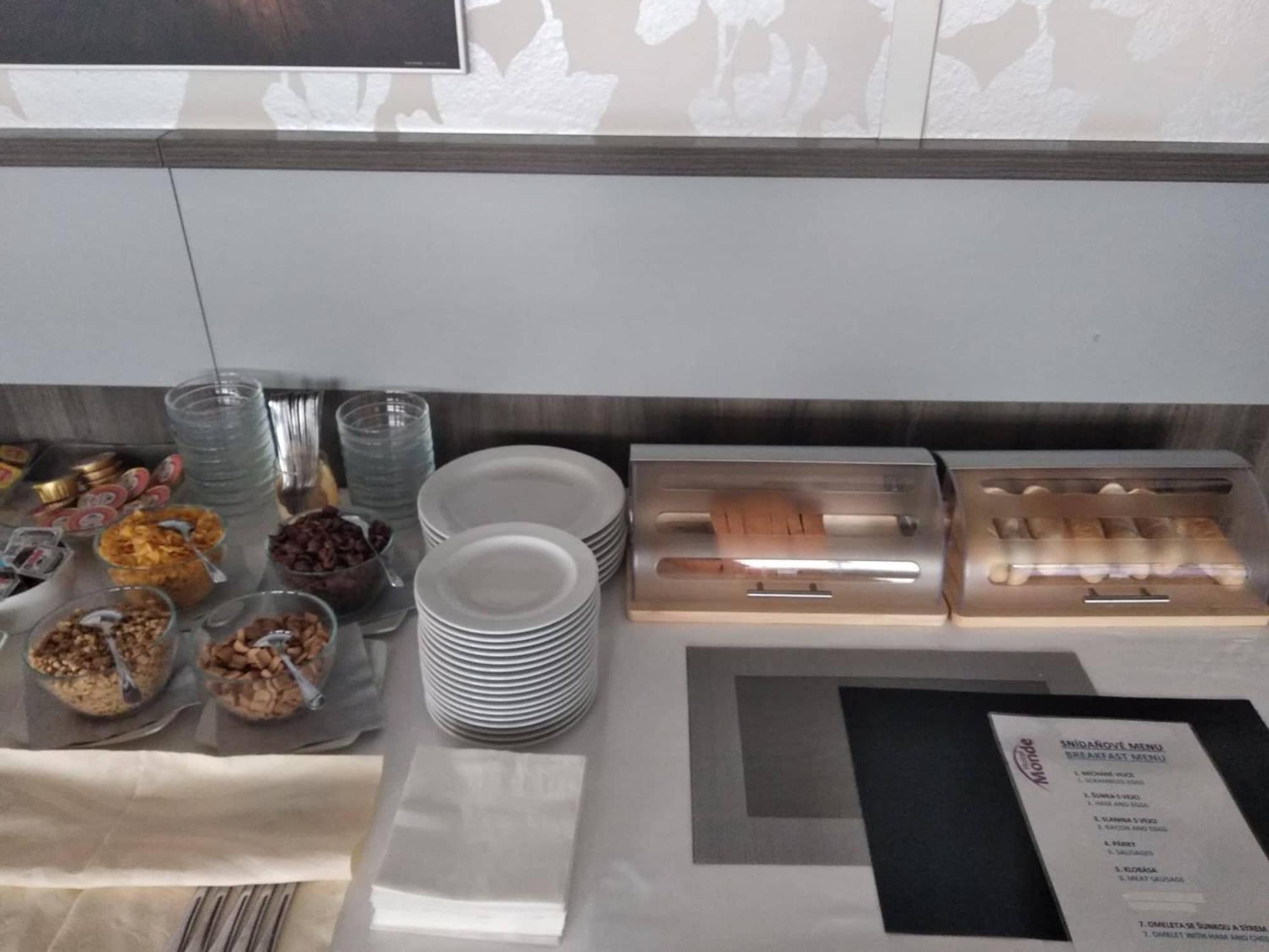Hotel Monde Uherský Brod Zewnętrze zdjęcie