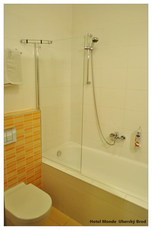 Hotel Monde Uherský Brod Zewnętrze zdjęcie