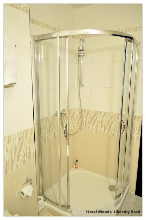 Hotel Monde Uherský Brod Zewnętrze zdjęcie