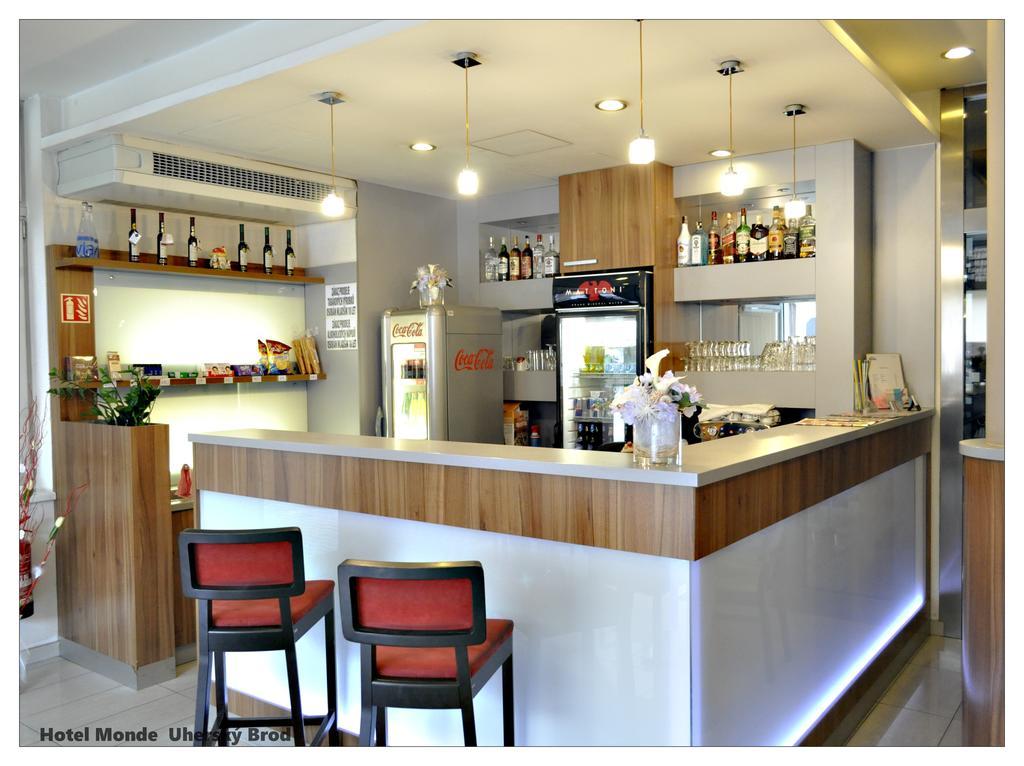 Hotel Monde Uherský Brod Zewnętrze zdjęcie